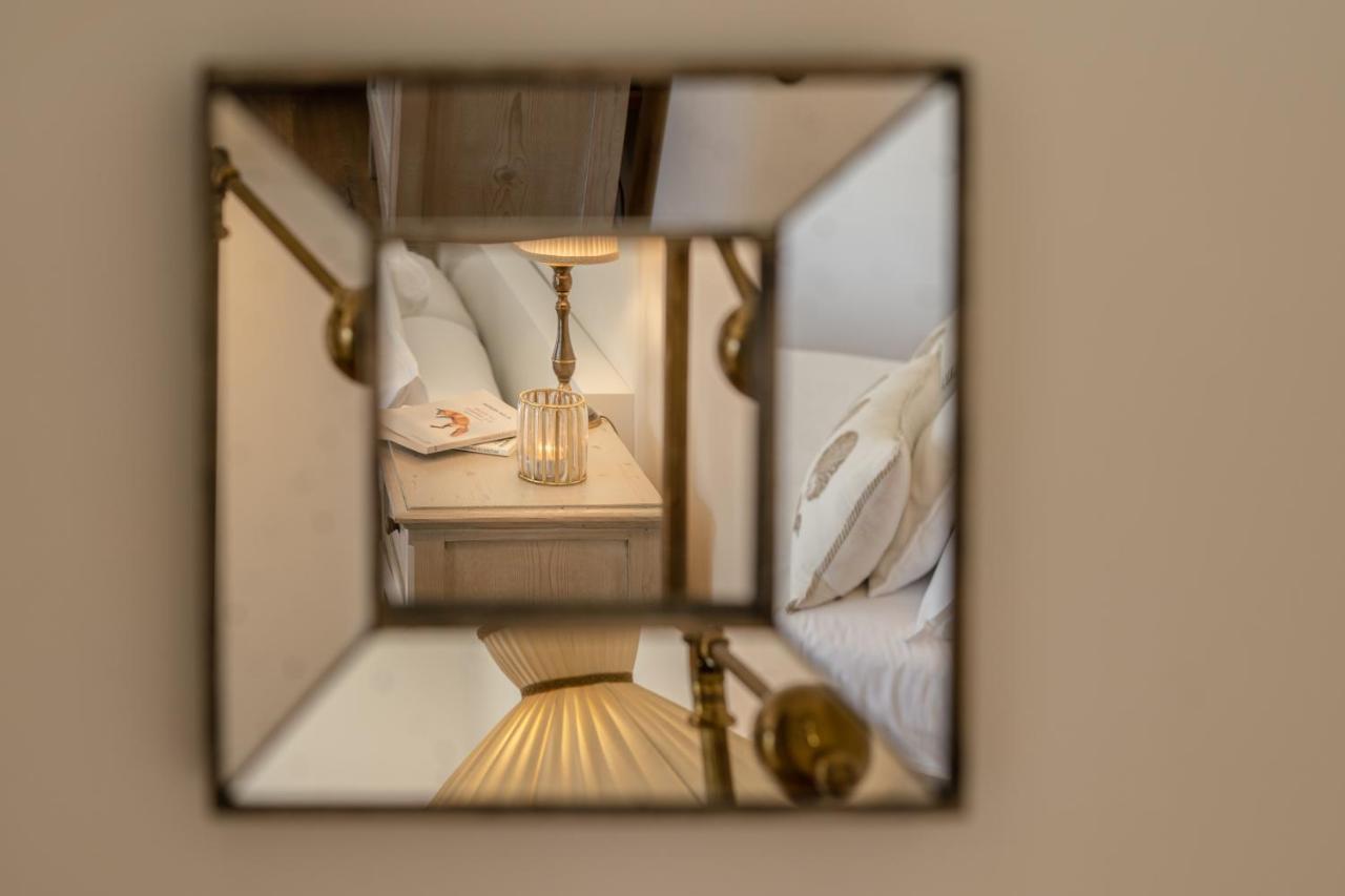 Casavostra - Ambience Suites Ostra Vetere Eksteriør billede