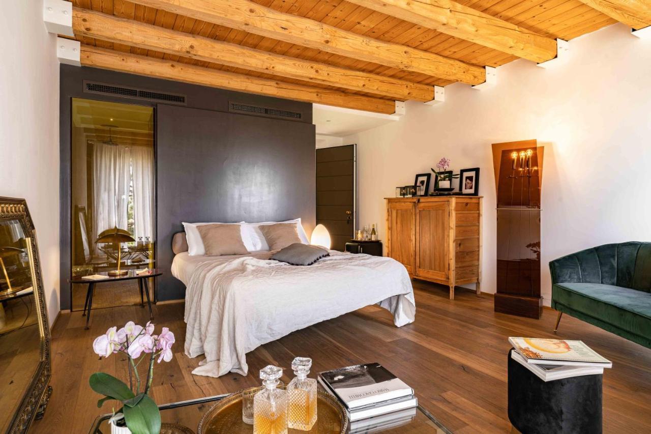 Casavostra - Ambience Suites Ostra Vetere Eksteriør billede