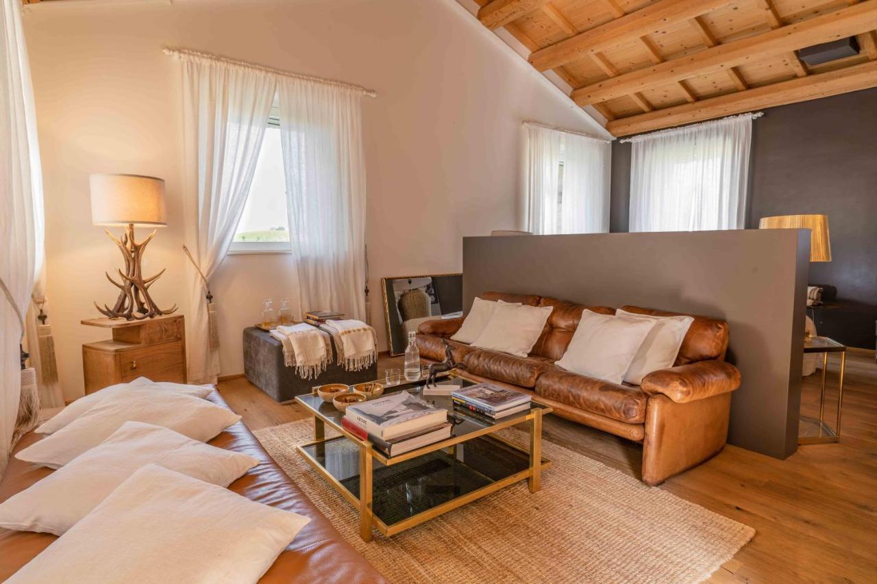 Casavostra - Ambience Suites Ostra Vetere Eksteriør billede